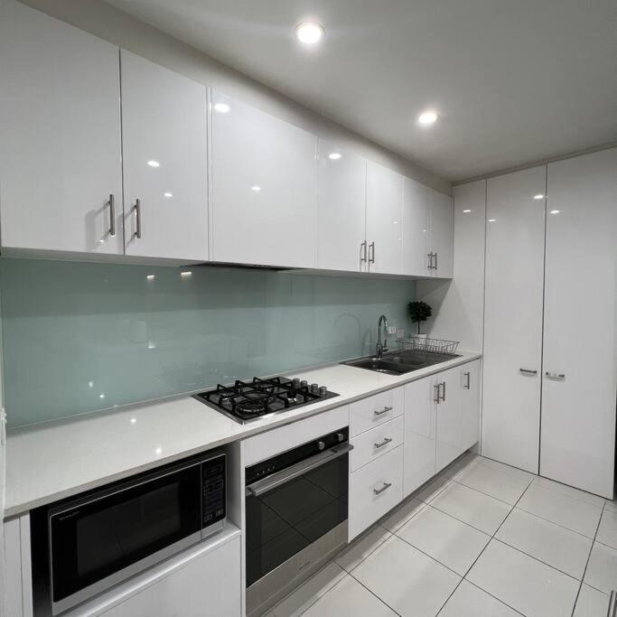 Carlton Stunning View Apartment 150M Away From University Of Melbourne Bagian luar foto